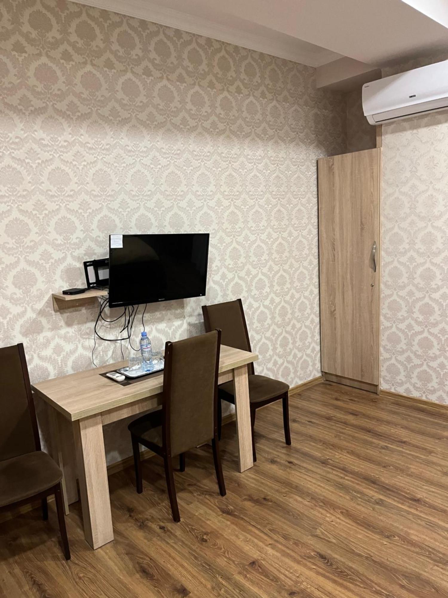 Apart Hotel Vera Tbilisi Ngoại thất bức ảnh