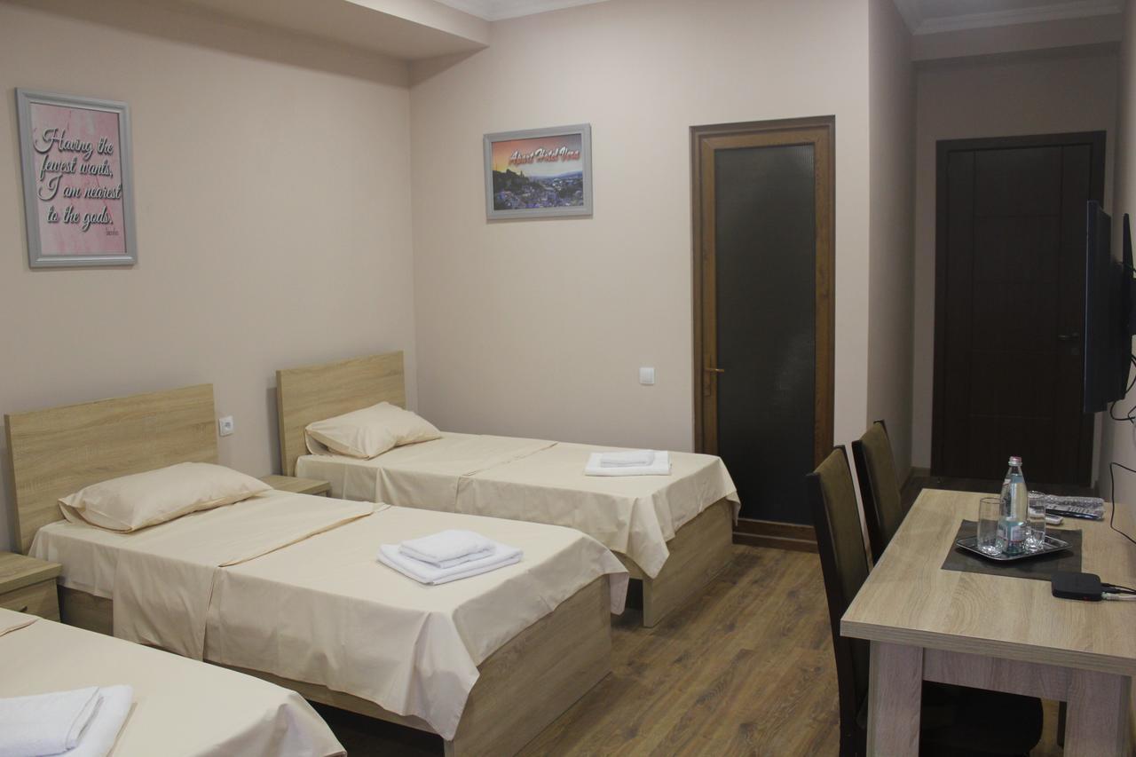 Apart Hotel Vera Tbilisi Ngoại thất bức ảnh